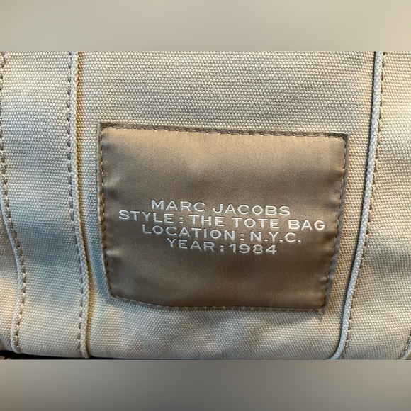 Marc Jacobs Medium Tote Bag Beige - Picture 9 of 11
